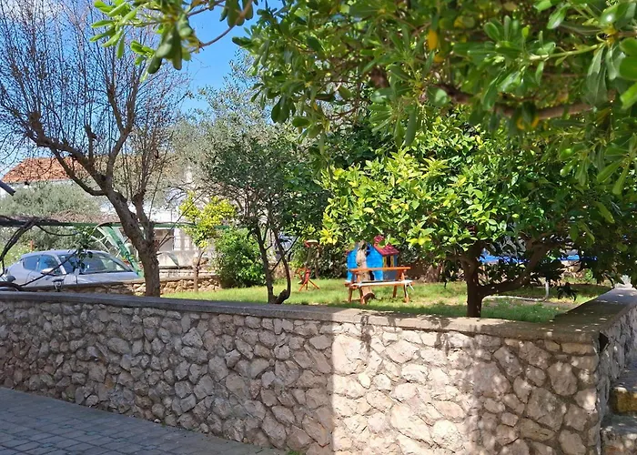 Apartment With Parking Space Sveti Filip I Jakov, Biograd - 24057