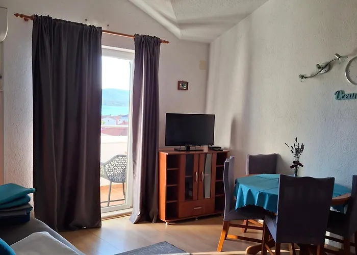 With Parking Space Sveti Filip I Jakov, Biograd - 24057 *